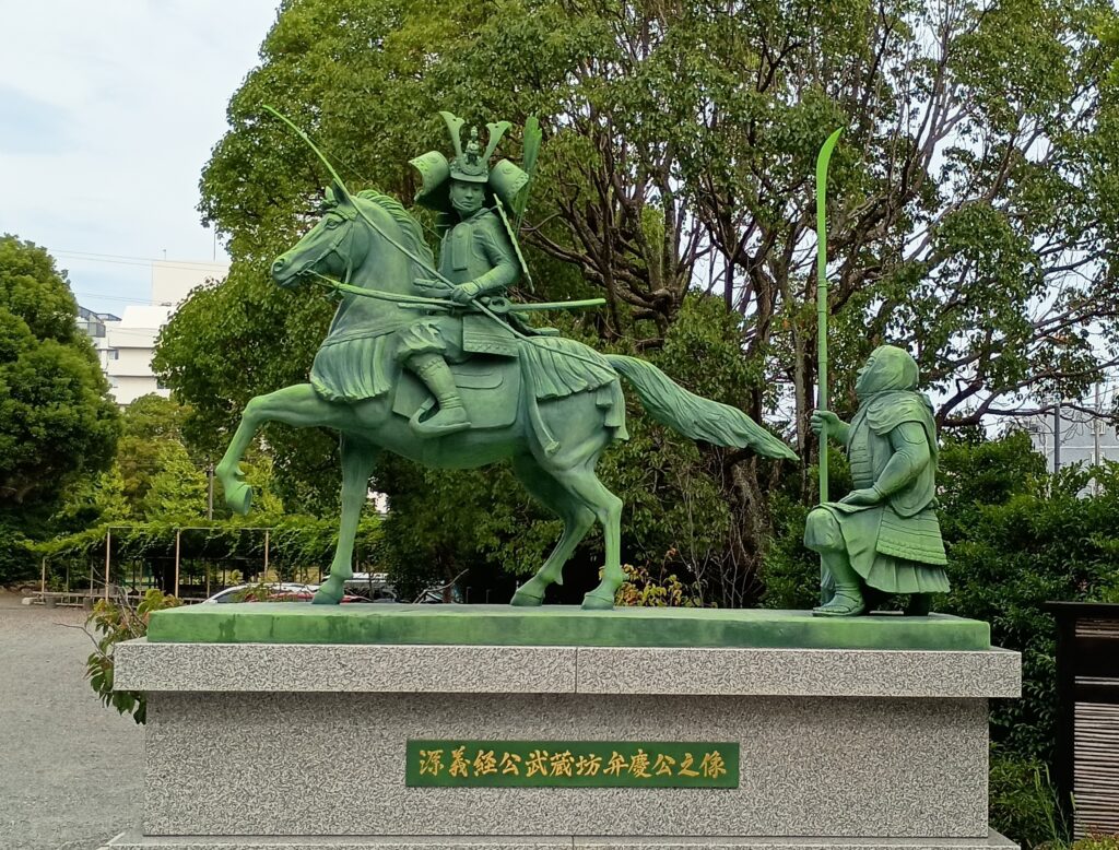 源義経と武蔵坊弁慶の銅像